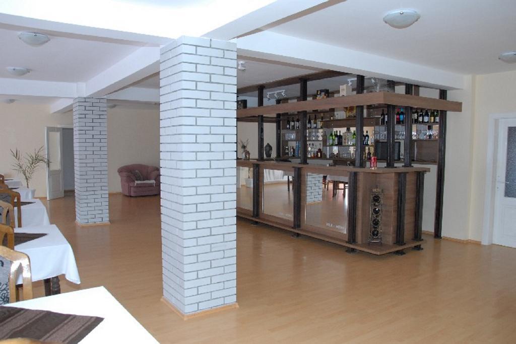 Guesthouse Vila Nova Morovic Exterior photo